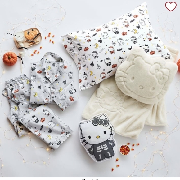 Hello Kitty Glow-in-the-Dark Pottery Barn Teen Cotton Pajama Set Adult Sz XS - Picture 6 of 14